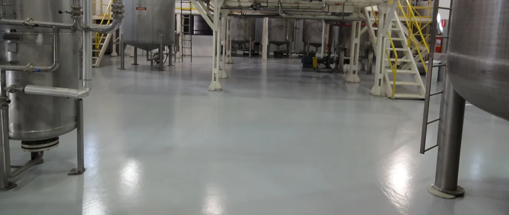 Manutenção de Revestimentos Industriais: Resistência e Durabilidade